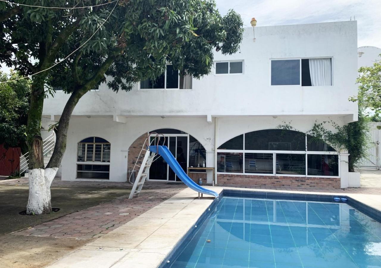 Hotel Quinta De La Rosa Cuautla  Buitenkant foto