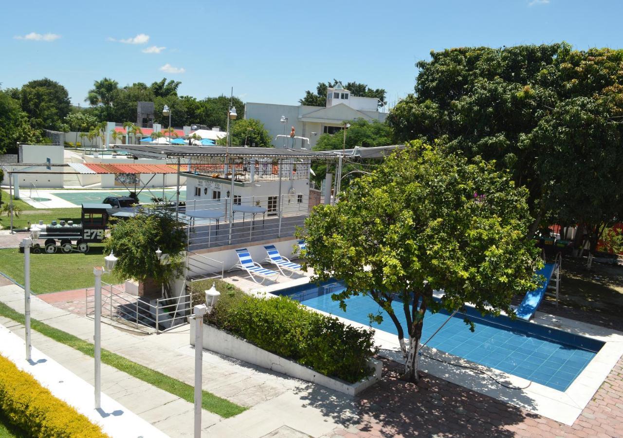 Hotel Quinta De La Rosa Cuautla  Buitenkant foto