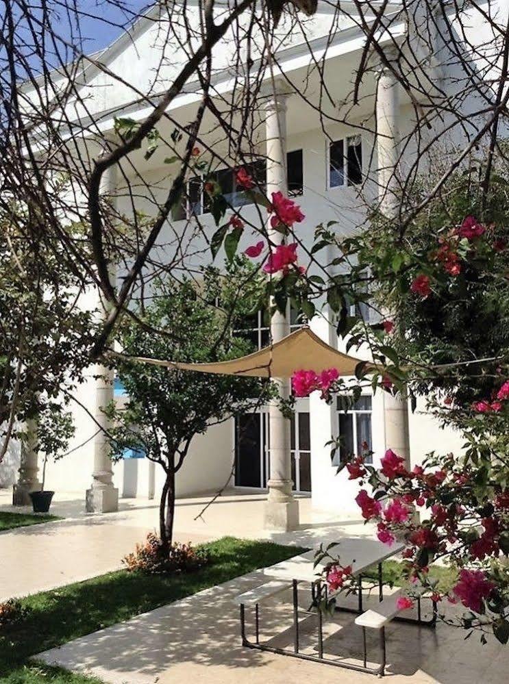 Hotel Quinta De La Rosa Cuautla  Buitenkant foto